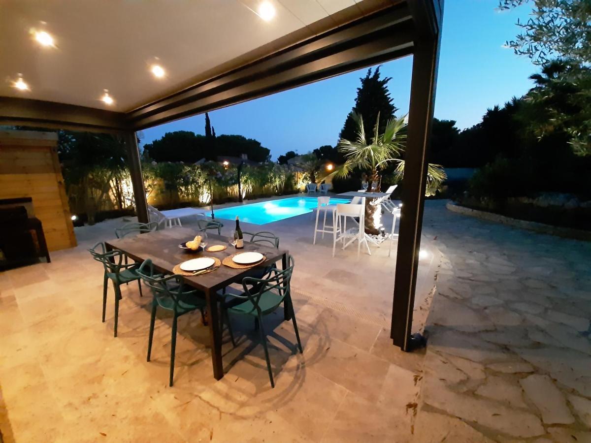 Villa Rasoa Chambre Love แอกด์ ภายนอก รูปภาพ
